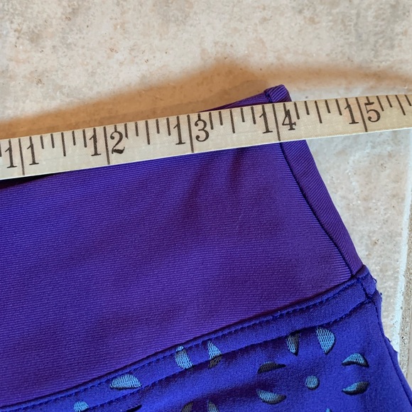 Title Nine skort Small purple lined laser cut geometric overlay scallop edge - Picture 7 of 10